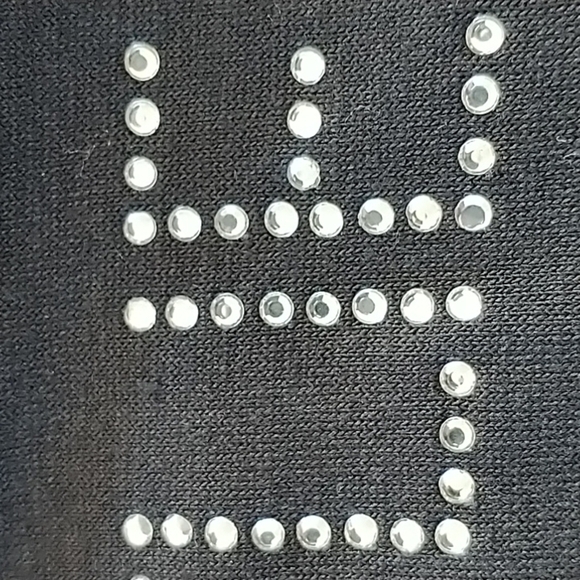 Kendall & Kylie Black Crystal "Kendall & Kylie" front Long Sleeve Tee  XL - Picture 2 of 6